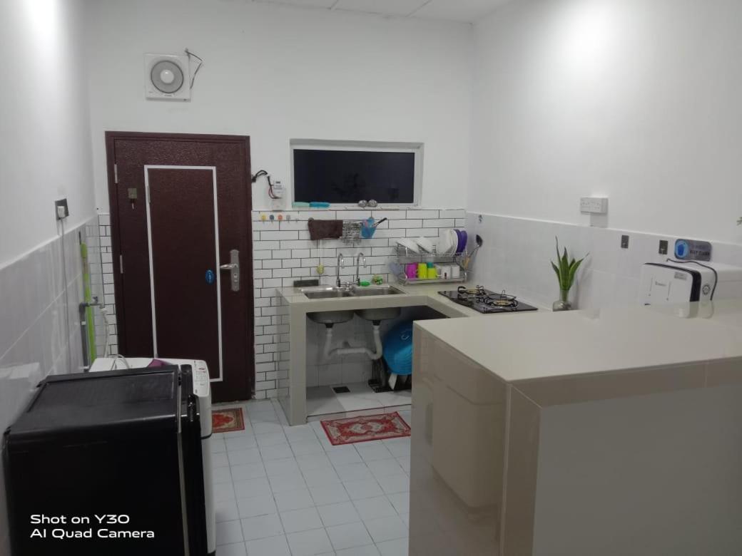 Imani Homestay Beach Gateway Bagan Lalang Kampung Bagan Lalang Exterior foto